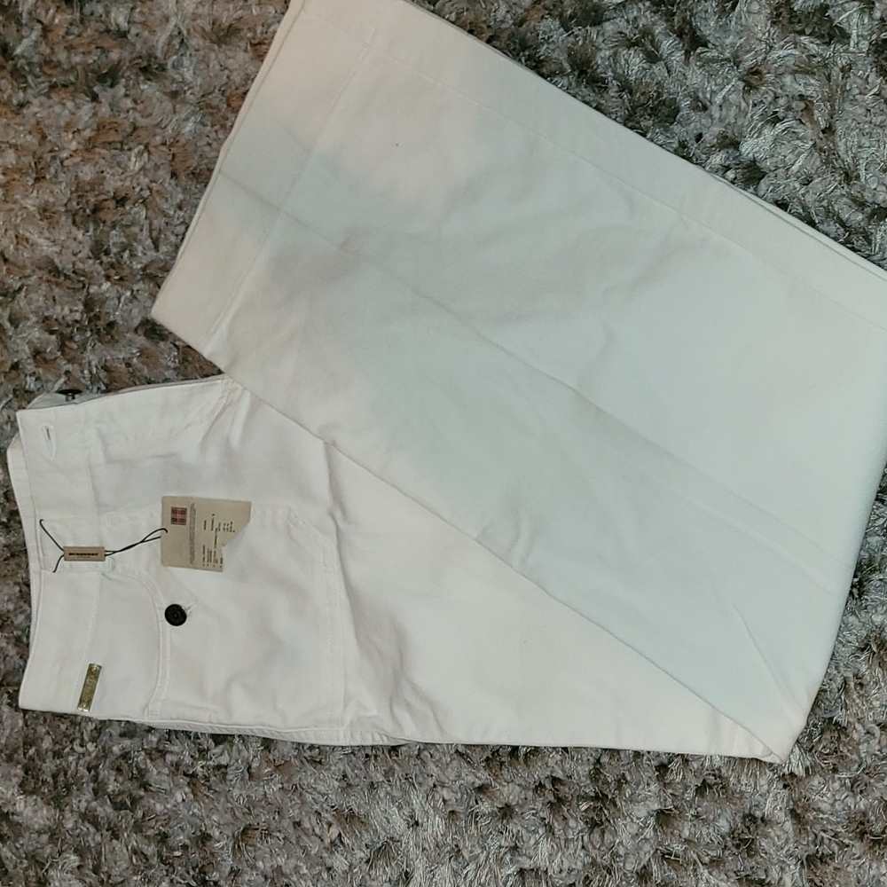 Womans Burberry Pants - Picture 4 of 6